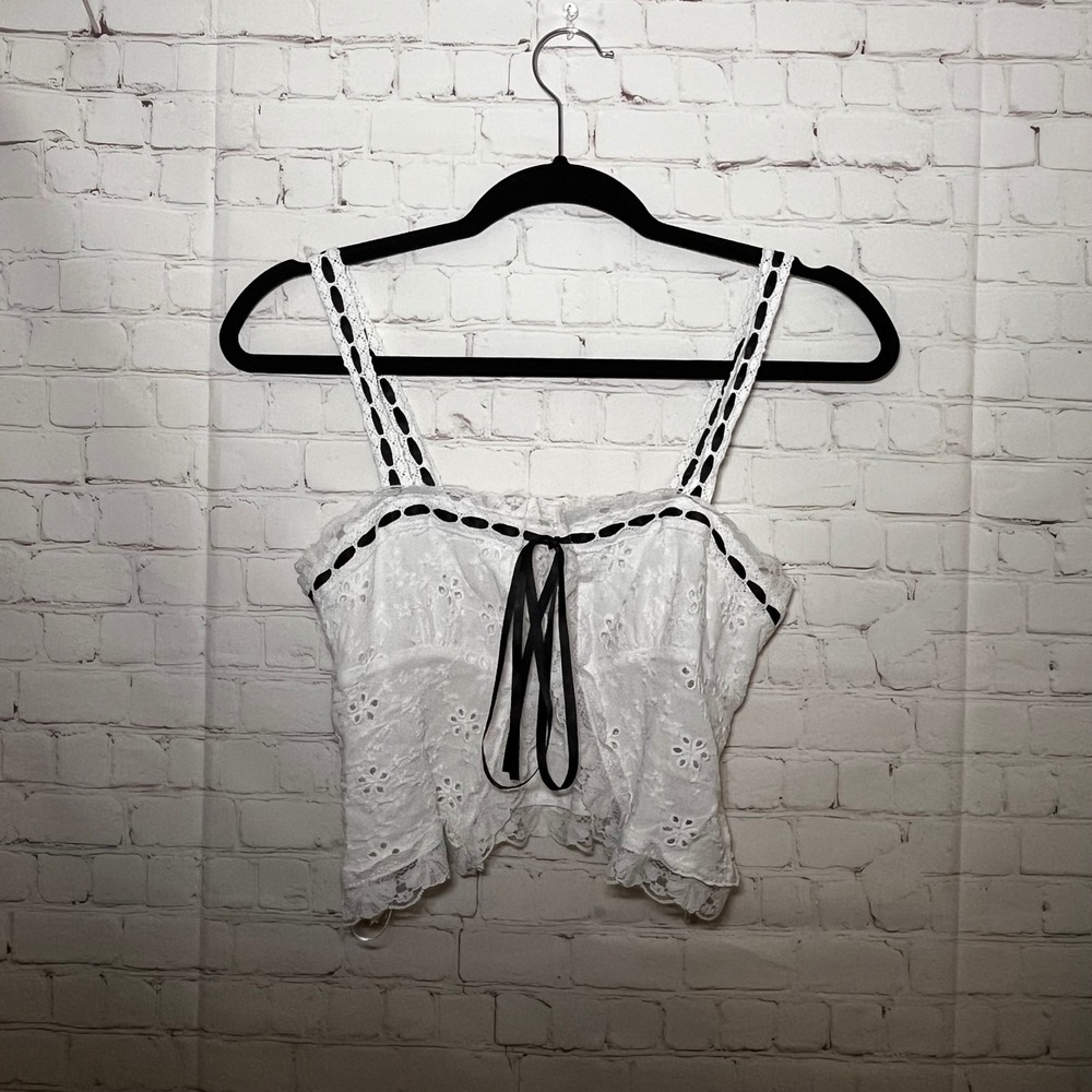 ✨Bobbi Rocco White Eyelet Lace Cami Crop Top Black Ribbon Tie Detail Size S - Picture 2 of 7